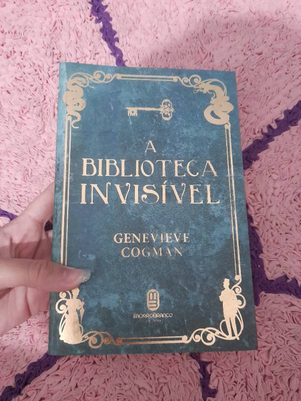 Capa do livro A biblioteca invisível , de Genevieve Cogman