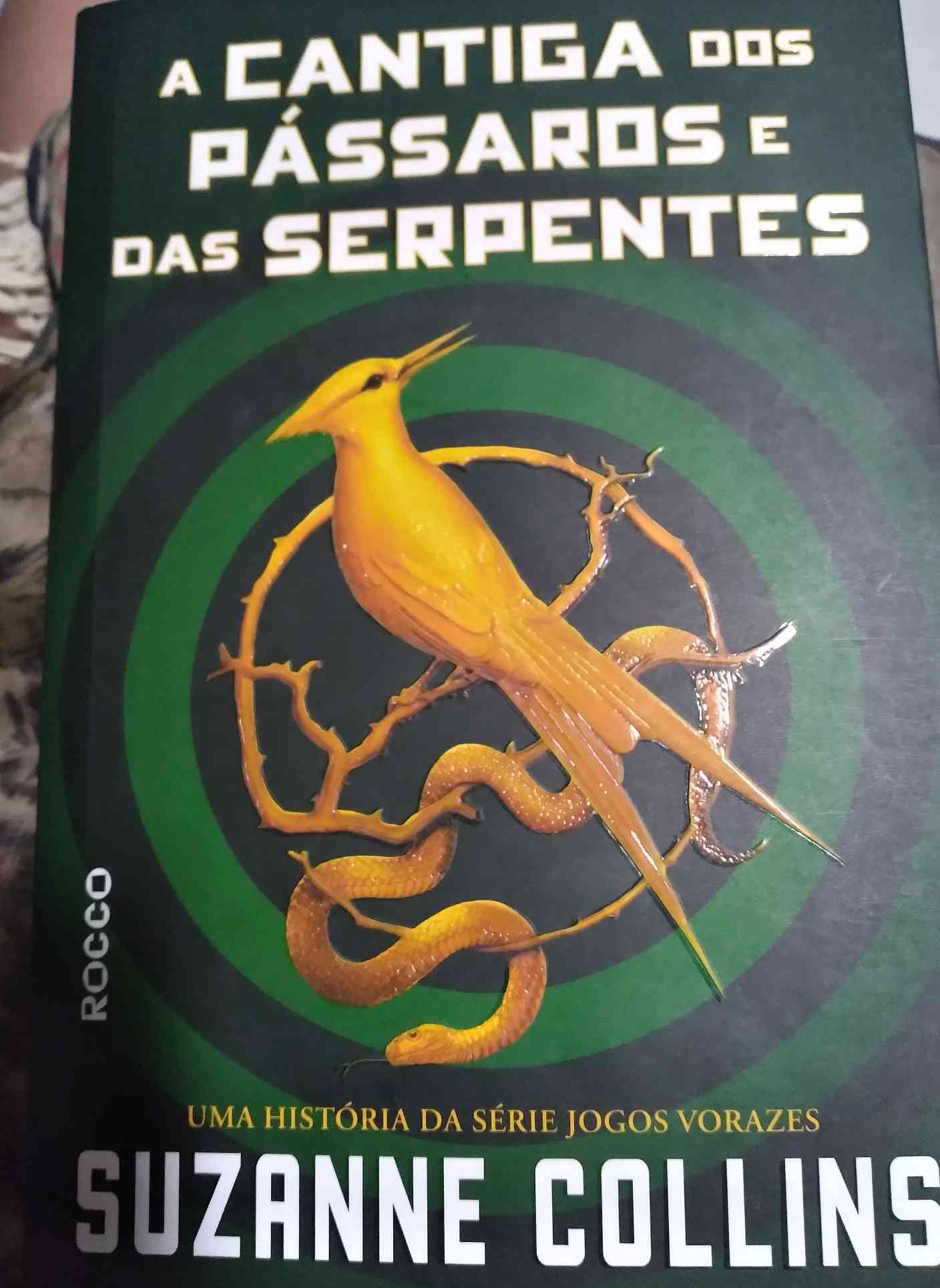Capa do livro A cantiga dos pássaros e das serpentes **usado, de suzanne collins