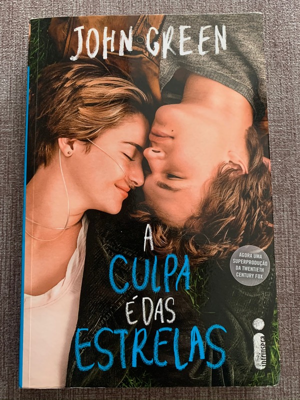Capa do livro A Culpa É das Estrelas, de John Green