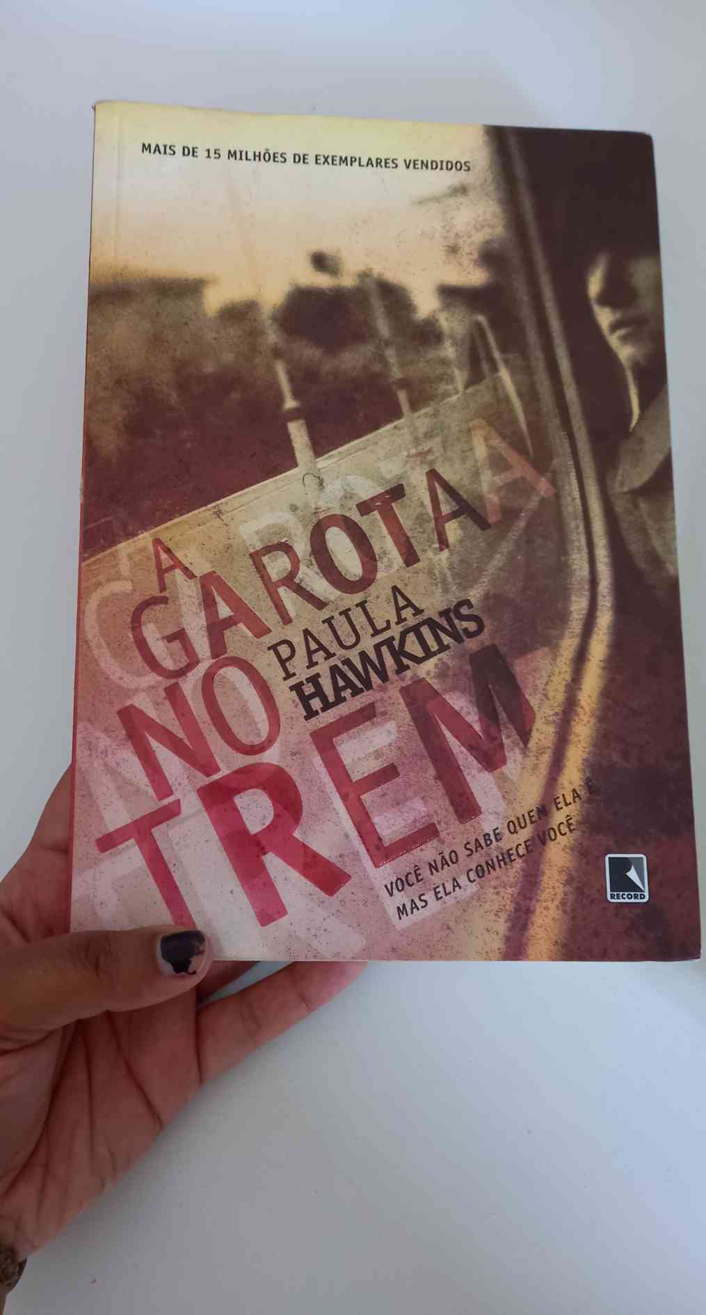 Capa do livro A Garota no Trem, de Paula Hawkins