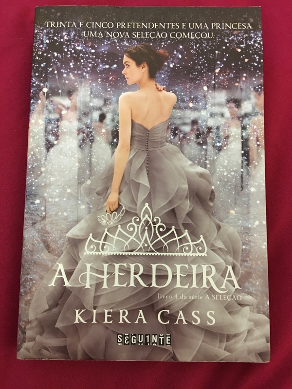 Capa do livro A HERDEIRA, de KIERA CLASS