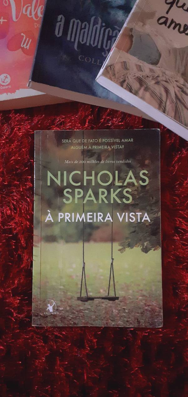 Capa do livro À primeira vista, de Nicholas Sparks