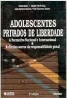Capa do livro Adolescentes Privados de Liberdade, de Mario Volpi