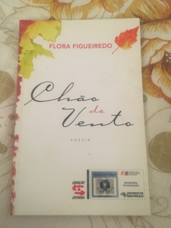 Capa do livro Chão de Vento - Poesia, de Flora Figueiredo