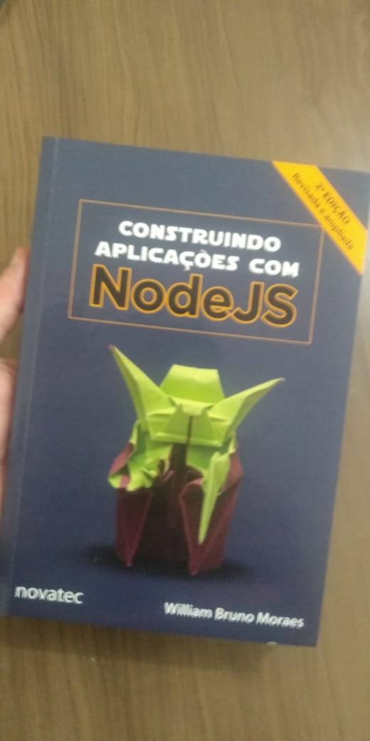 Capa do livro Construindo Aplicações com NodeJS, de Willian Bruno Moraes