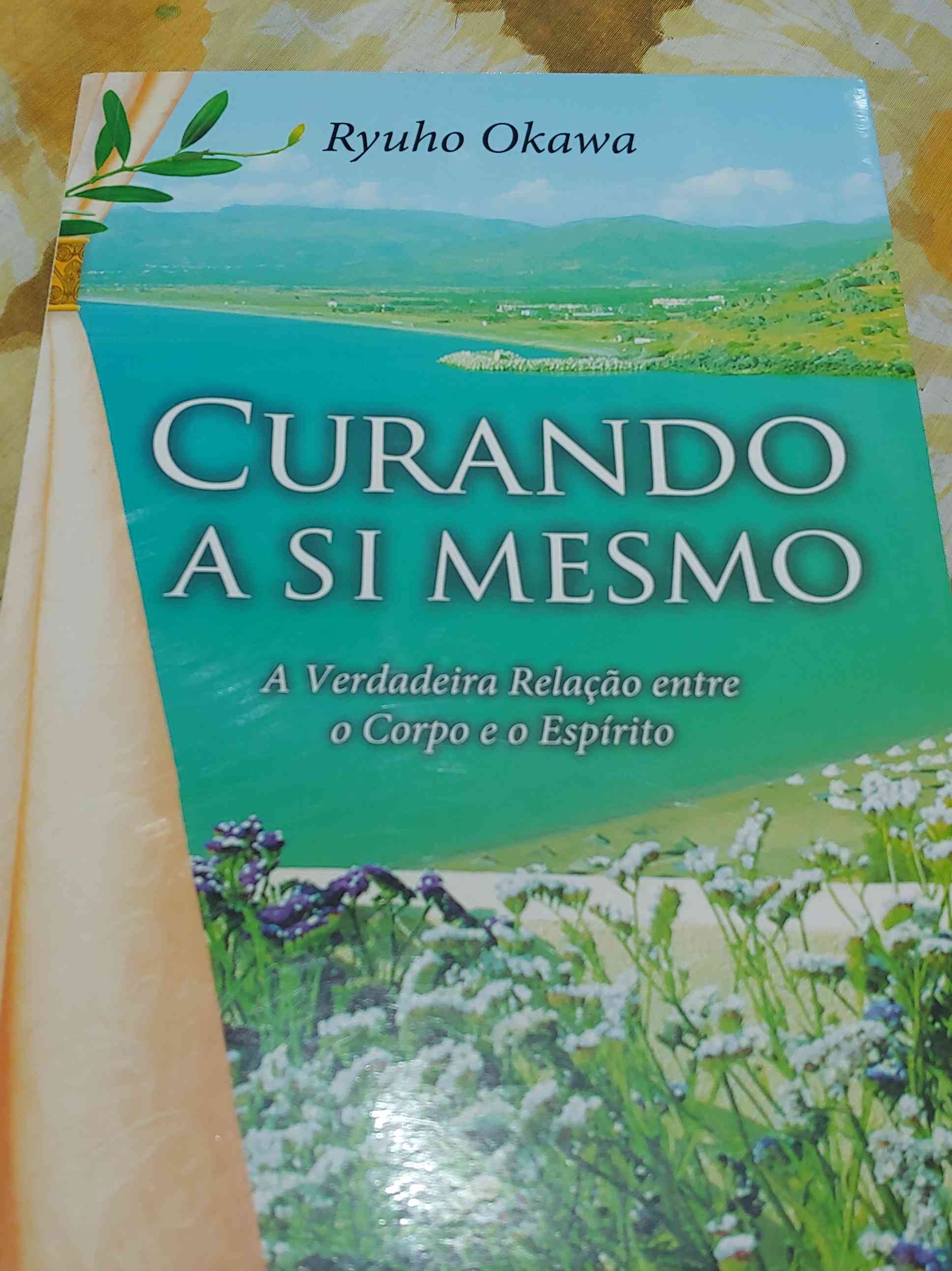 Capa do livro Curando A Si Mesmo, de Ryuho Okawa
