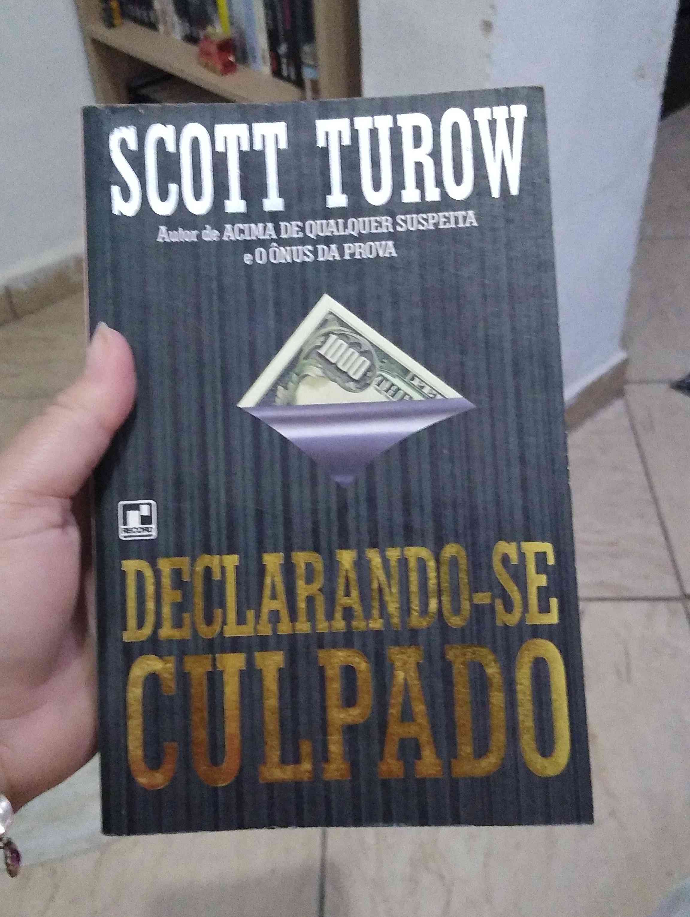 Capa do livro Declarando-se culpado, de Scott Turow
