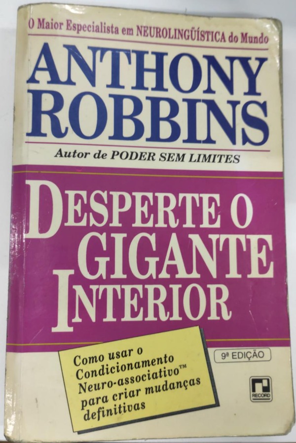 Capa do livro Desperte o Gigante interior, de Anthony Robbins