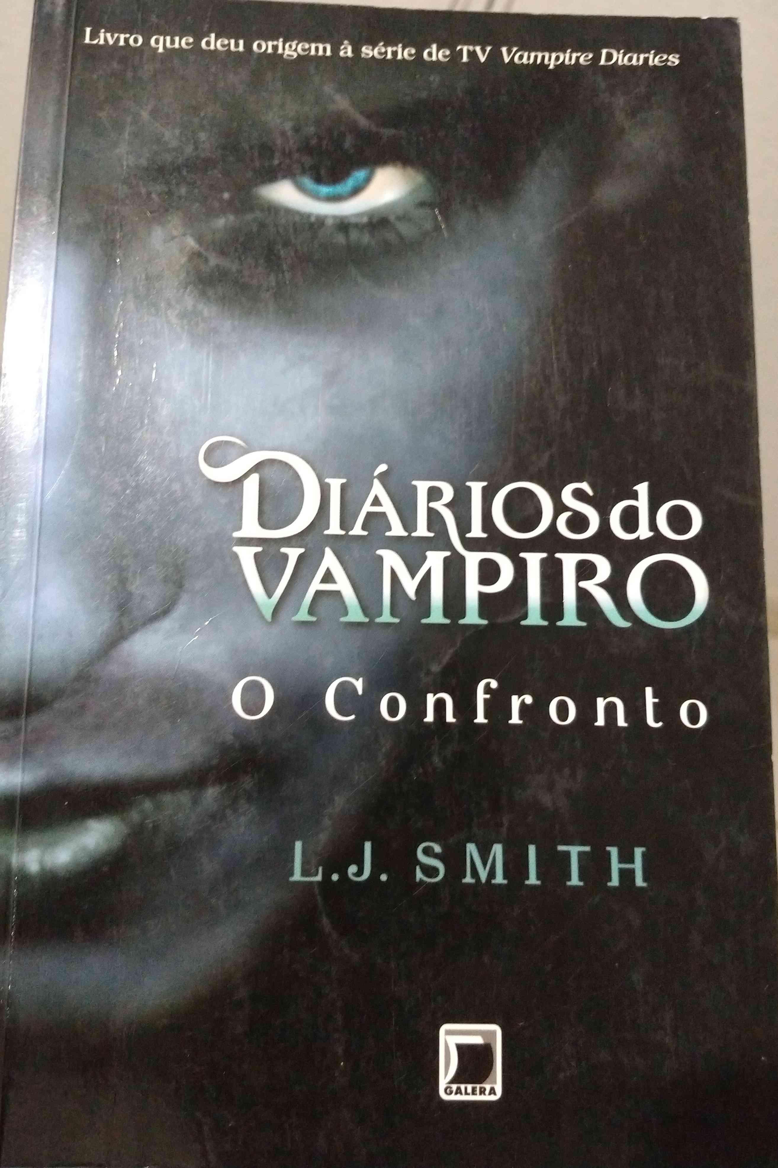 Capa do livro Diários do Vampiro - O Confronto, de L.J. Smith
