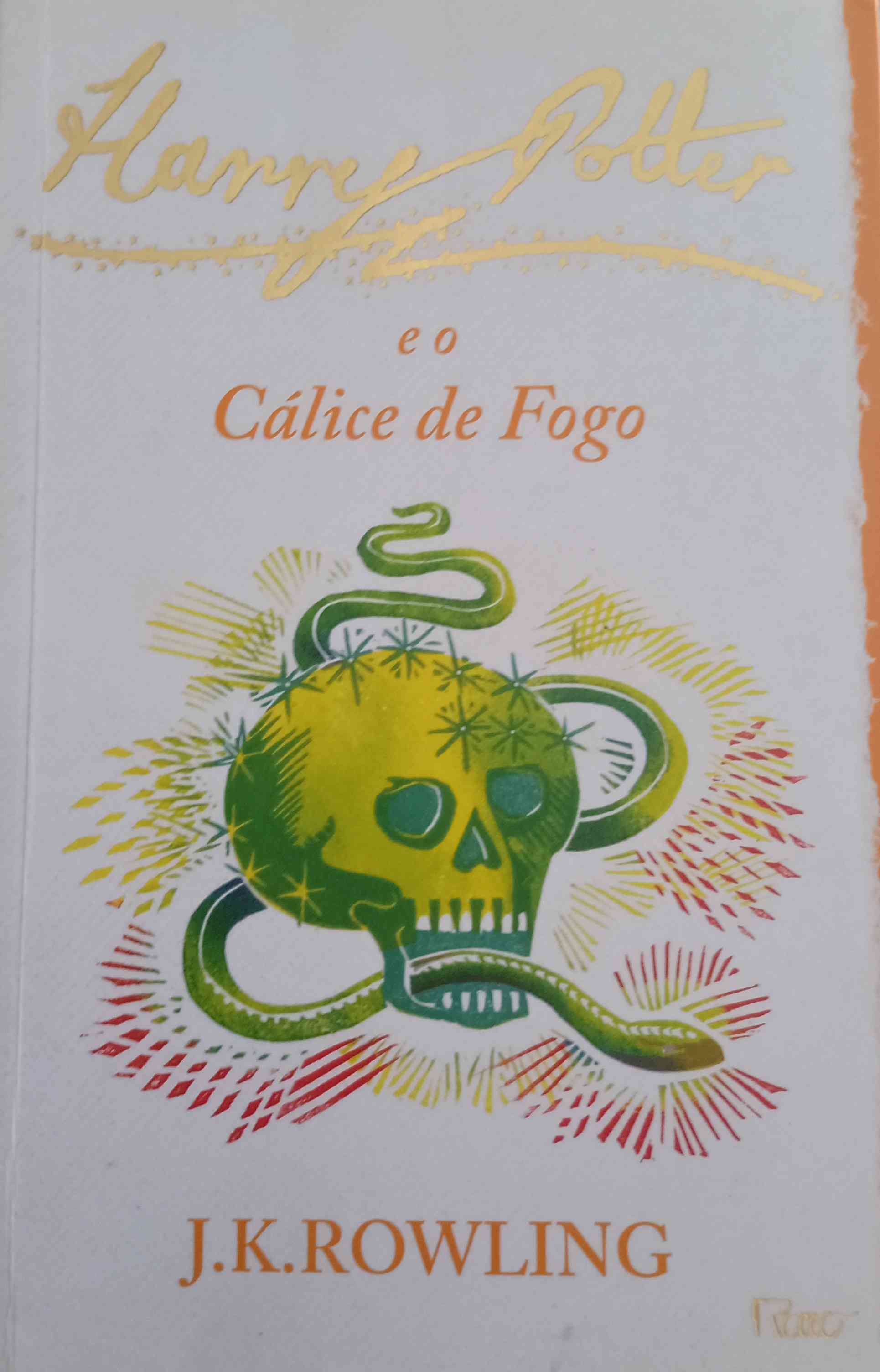 Capa do livro Harry Potter e o Cálice de Fogo, de J.K. Rowling