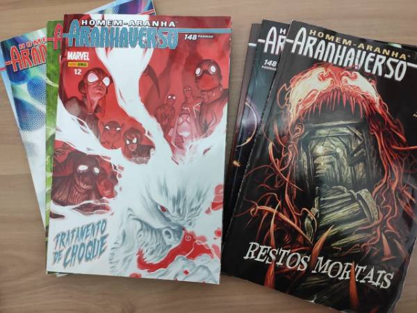 Capa do livro Homem-Aranha aranhaverso 8-15, de Peter David