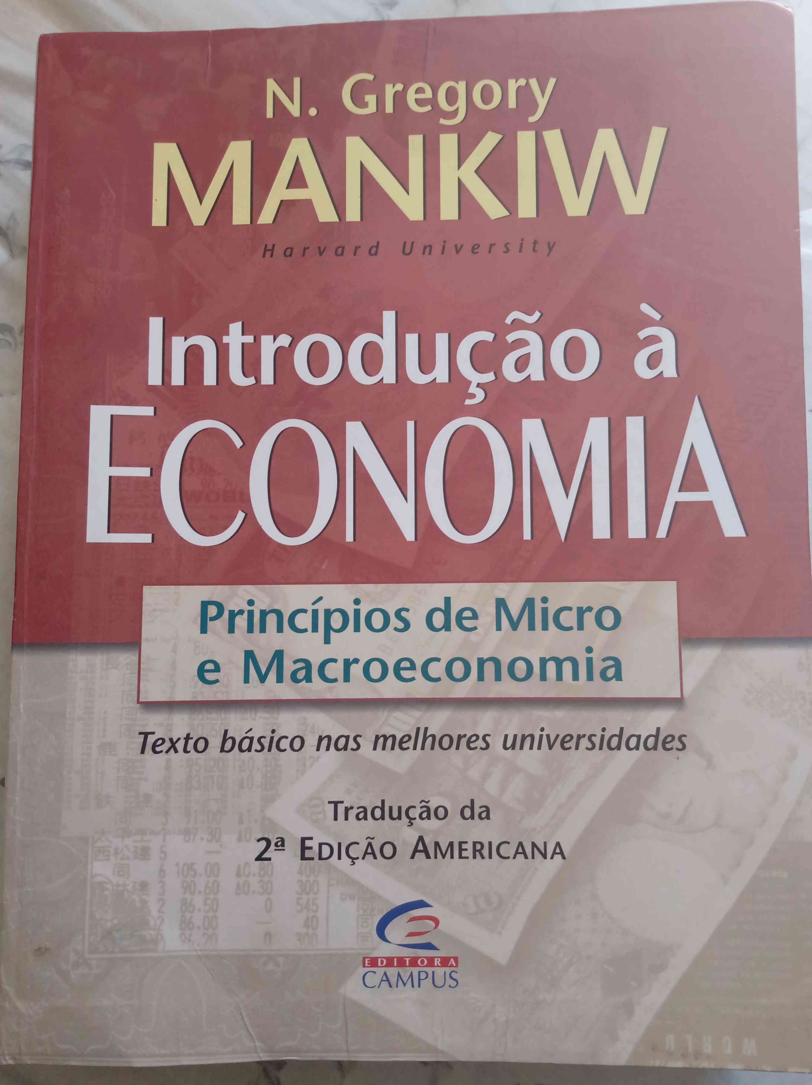 Capa do livro Introdução à Economia, de N. Gregory Mankiw