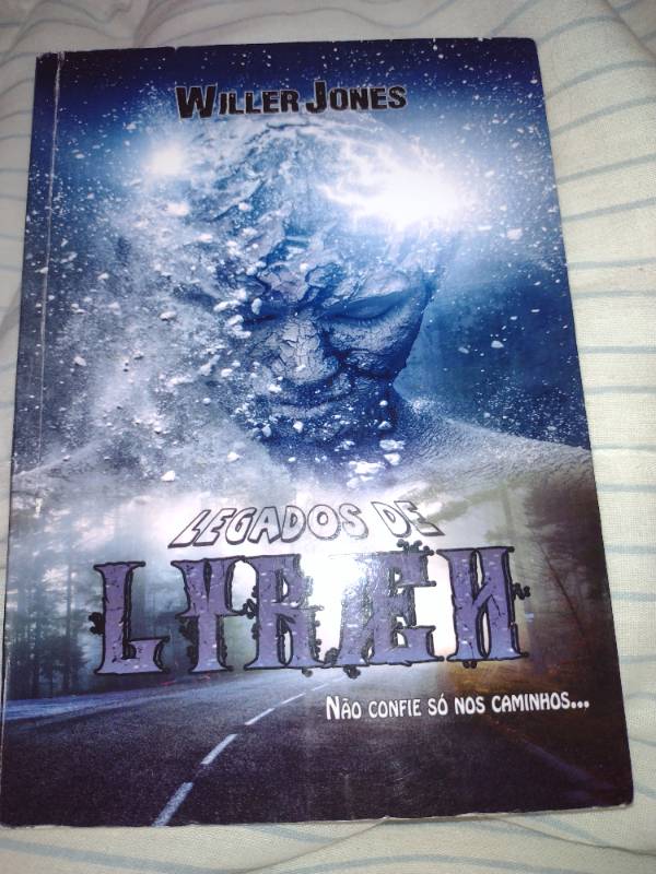 Capa do livro Legados de Lyraeh, de Willer Jones