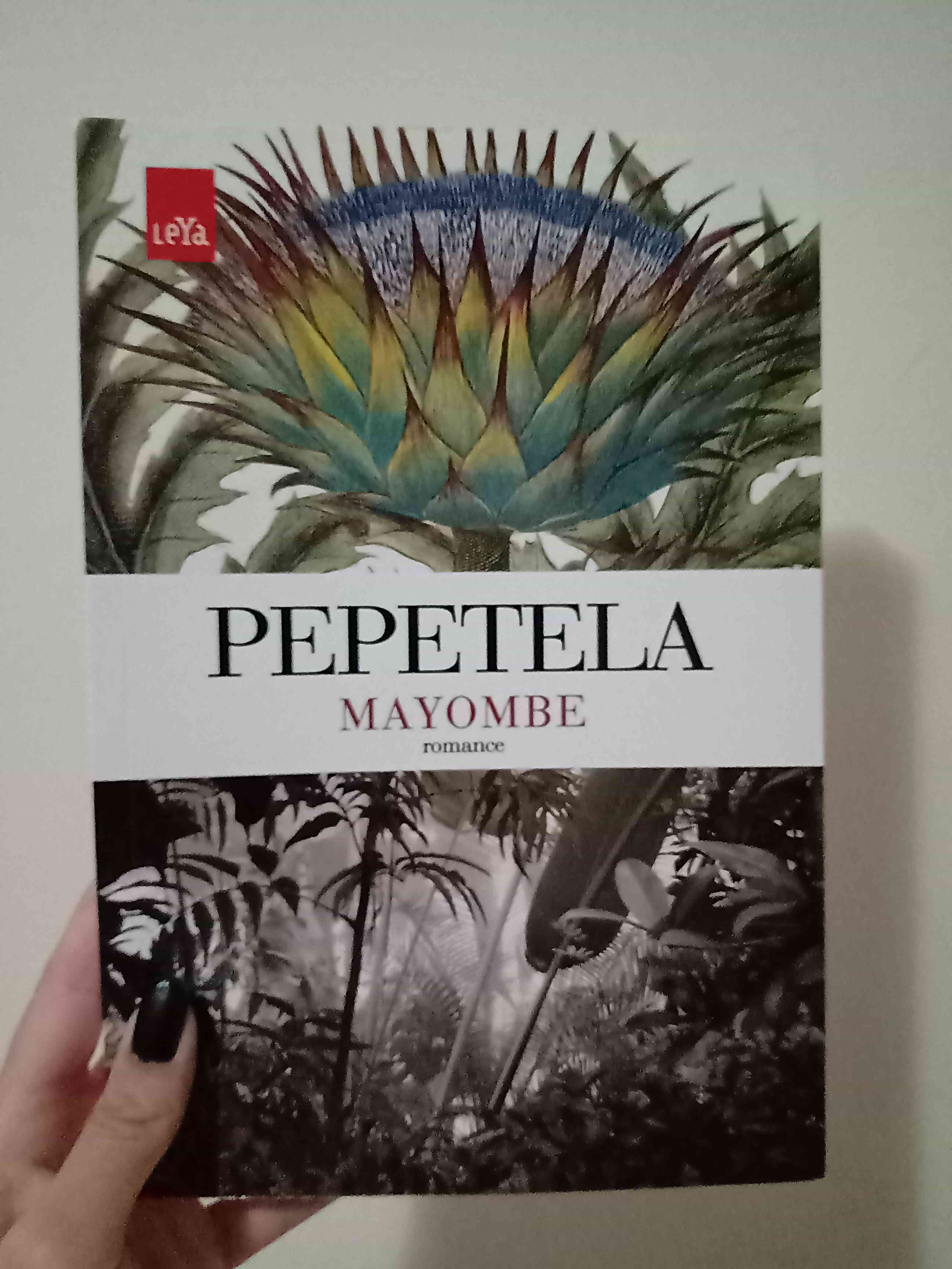 Capa do livro Mayombe, de Pepetela