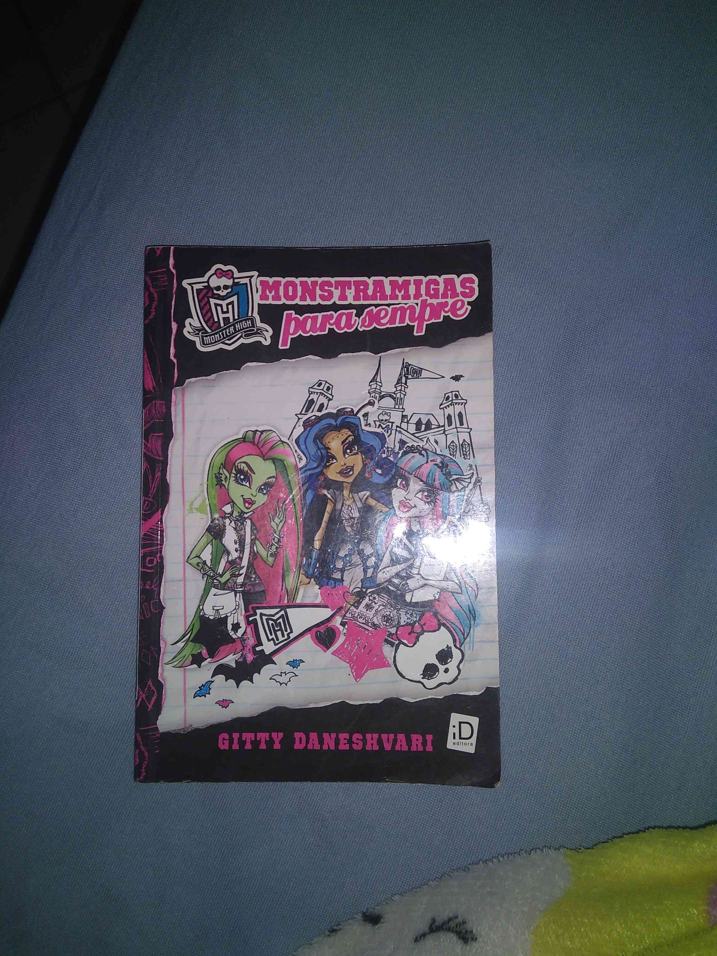 Capa do livro Monstramigas para sempre , de Gitty Daneshvary