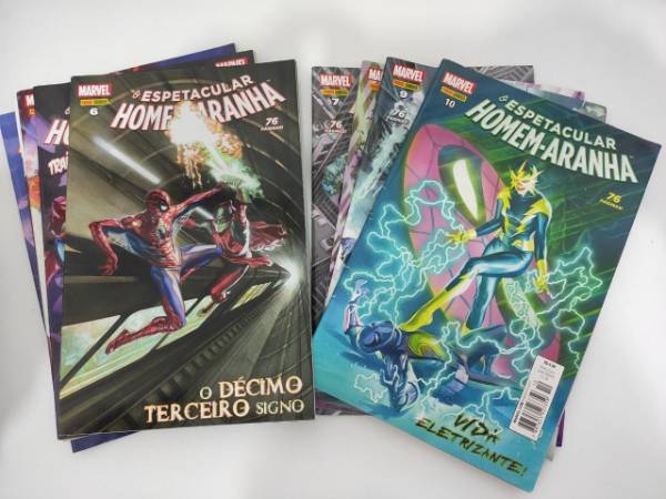 Capa do livro O Espetacular Homem Aranha, de Dann Slott