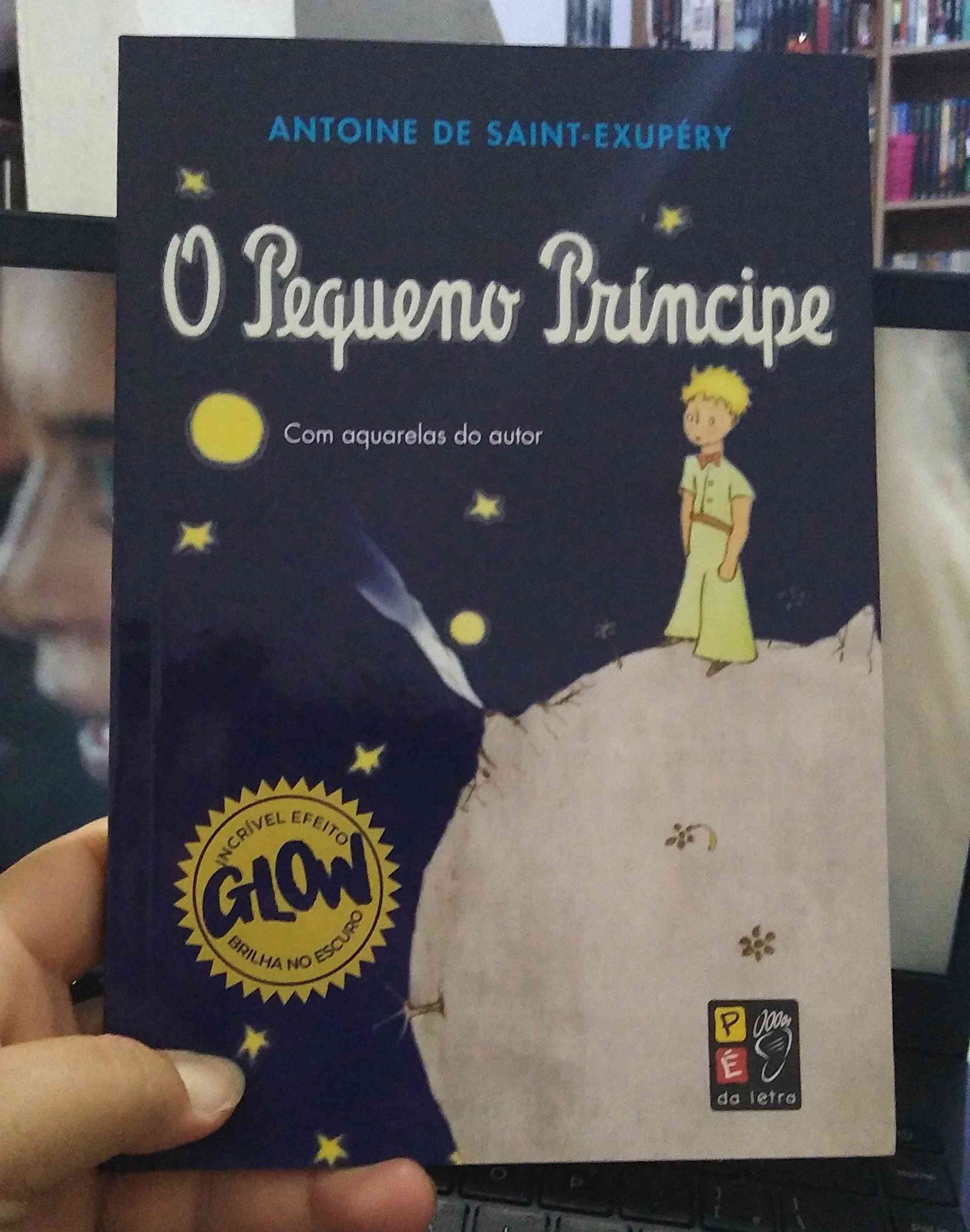 Capa do livro O PEQUENO PRINCIPE, de ANTOINE DE SAINT-EXUPERY