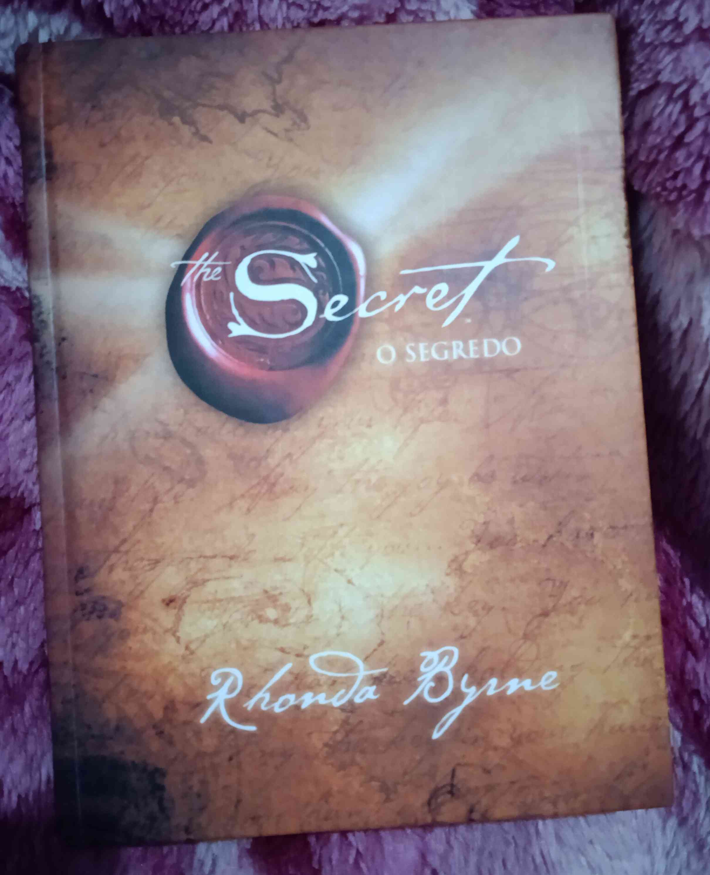 Capa do livro O Segredo, de Rhonda Byrne