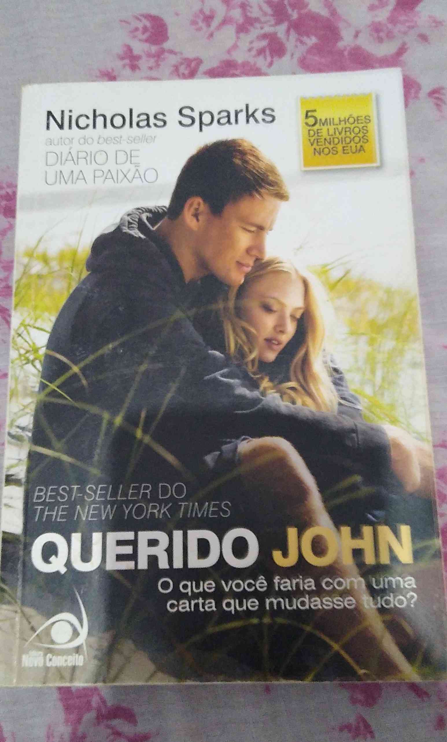 Capa do livro Querido john, de Nicholas sparck