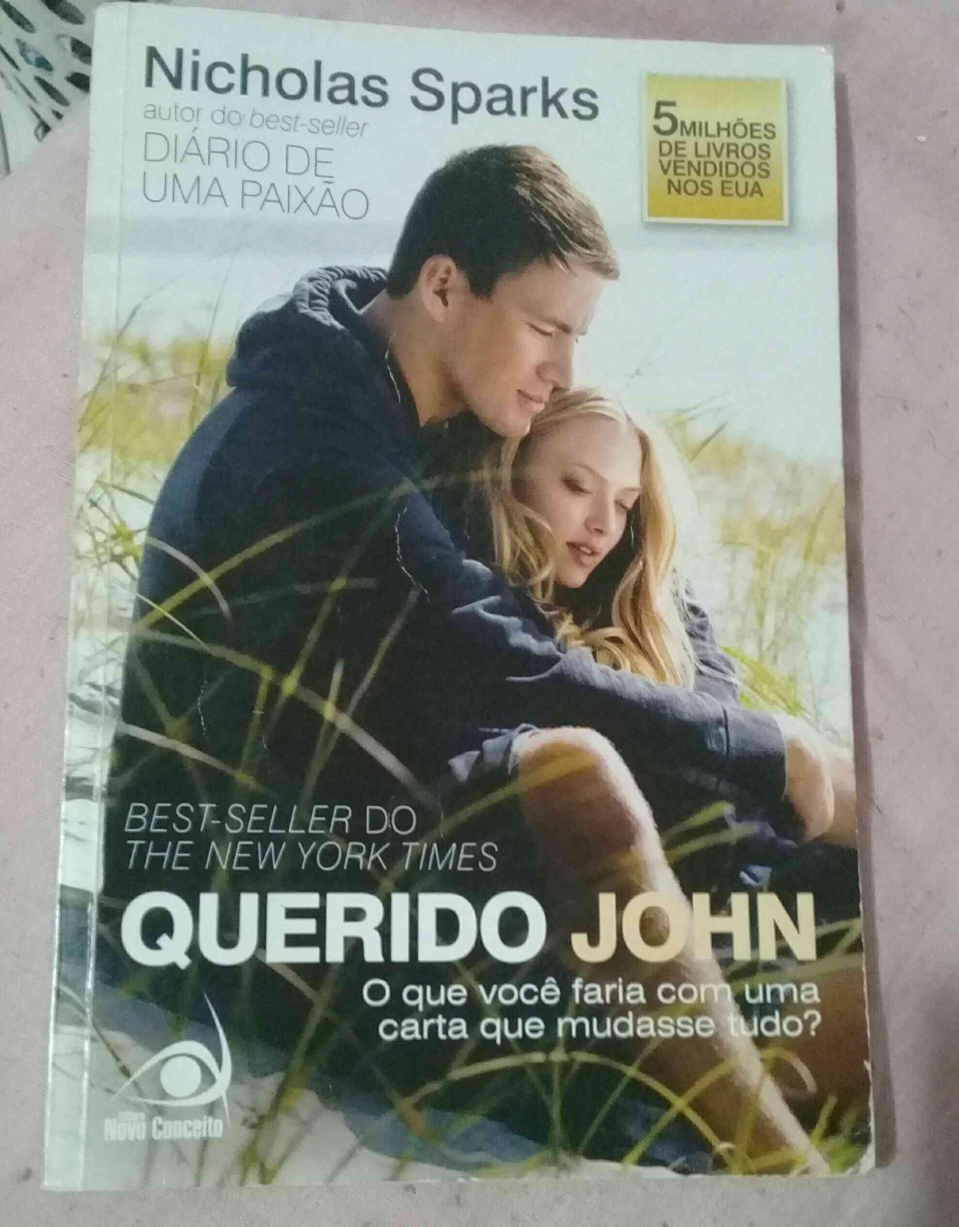 Capa do livro Querido John, de Nicholas Sparks
