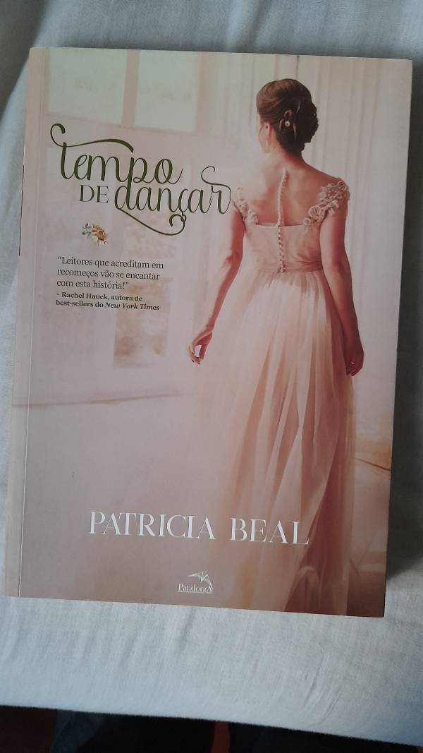 Capa do livro Tempo de dançar, de Patricia beal