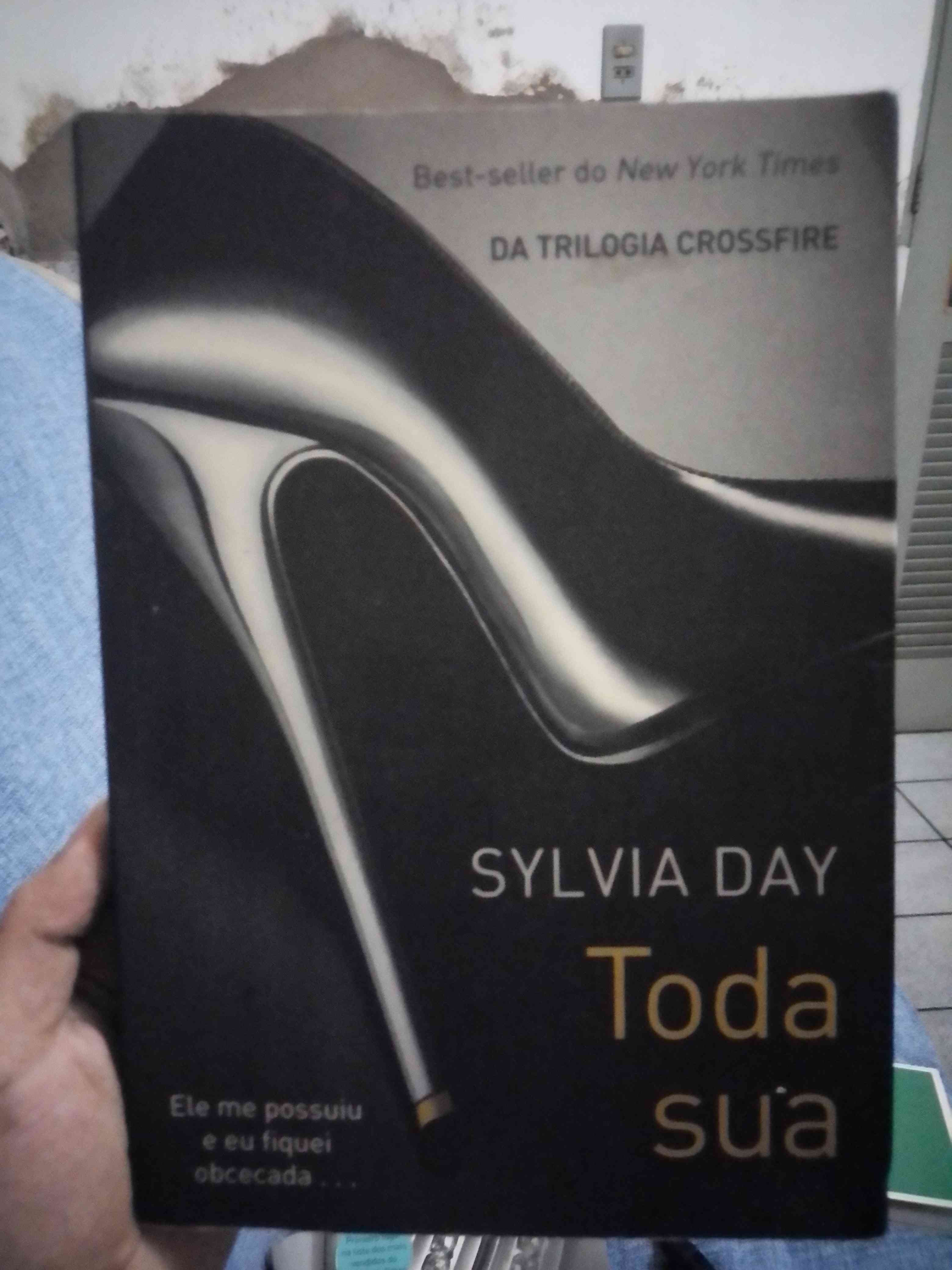 Capa do livro Toda sua , de Silvia Day