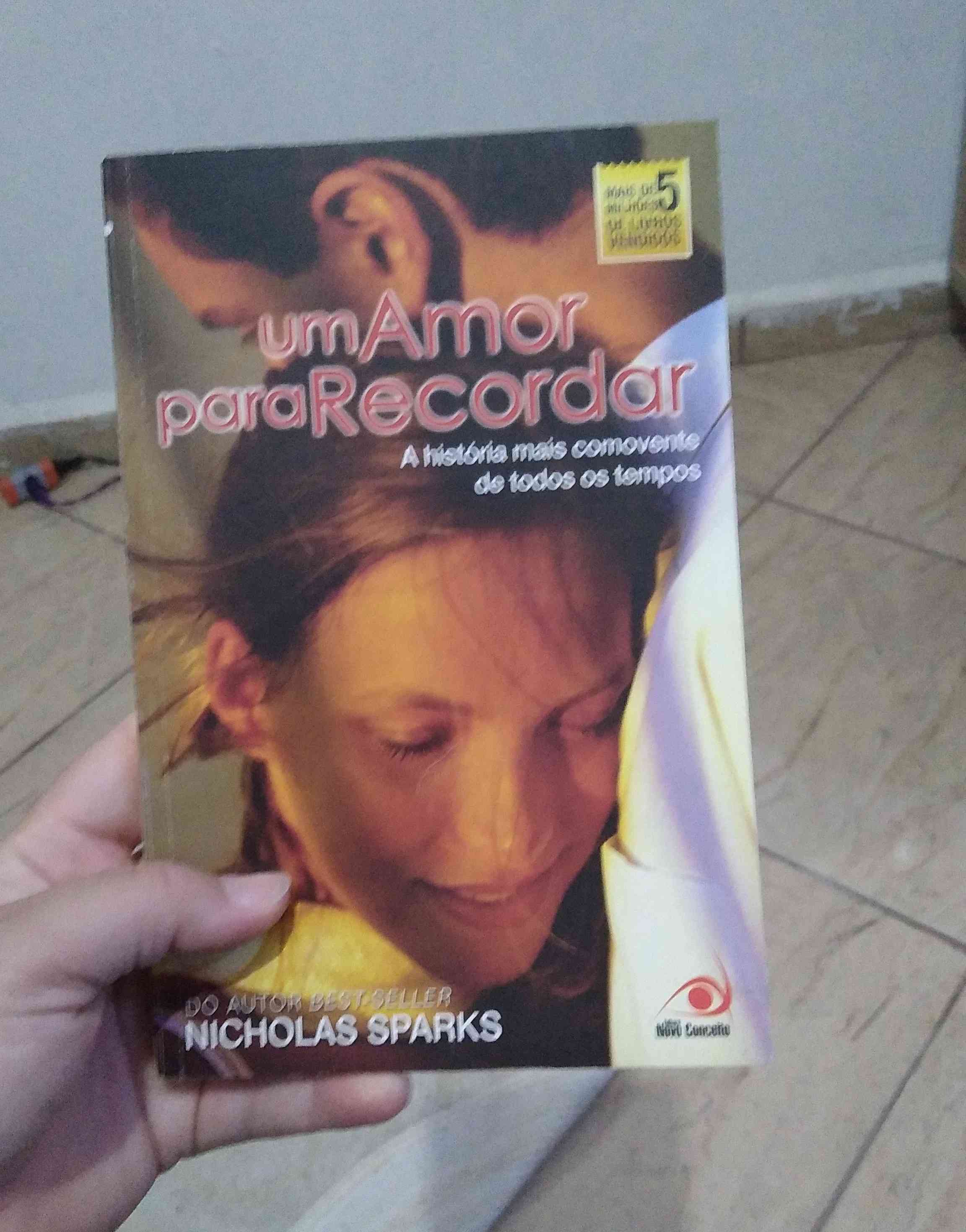 Capa do livro Um amor para recordar , de Nicholas sparks
