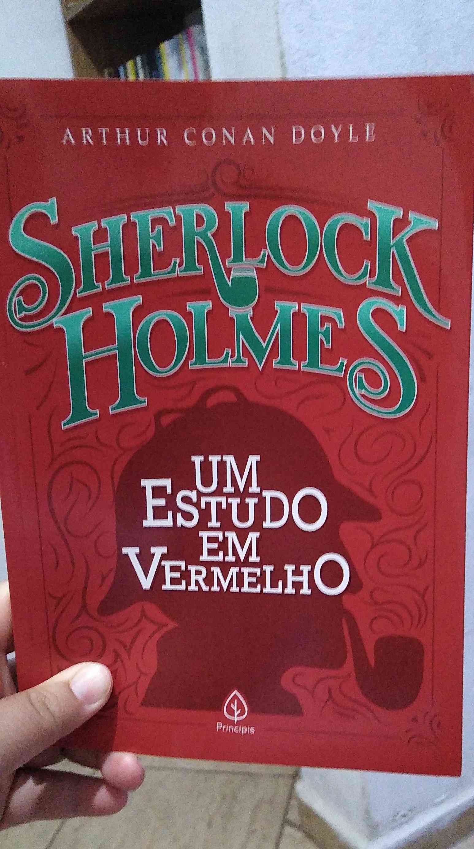 Capa do livro Um estudo em vermelho, de Arthur Conan Doyle